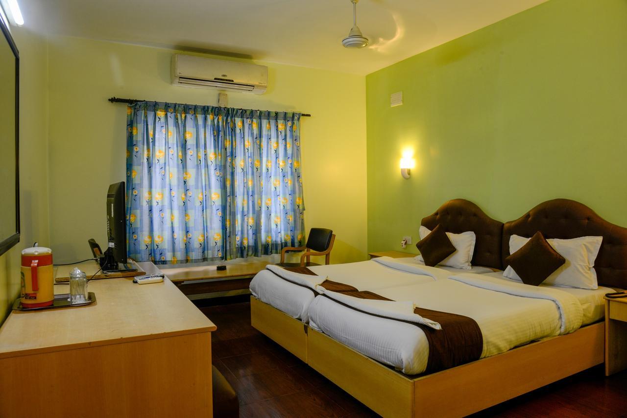 Oyo 14933 Rpr Residency Hotel Chennai Ngoại thất bức ảnh