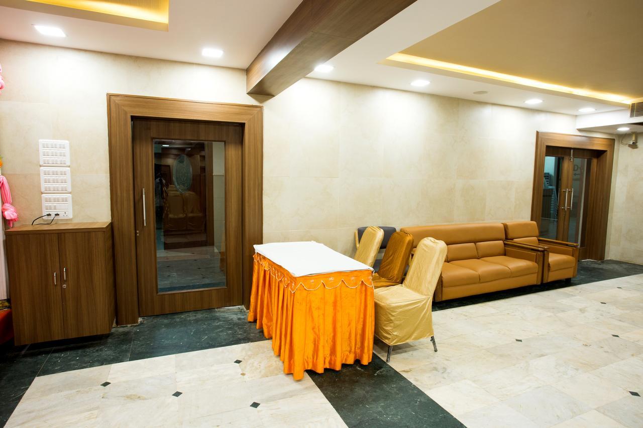 Oyo 14933 Rpr Residency Hotel Chennai Ngoại thất bức ảnh
