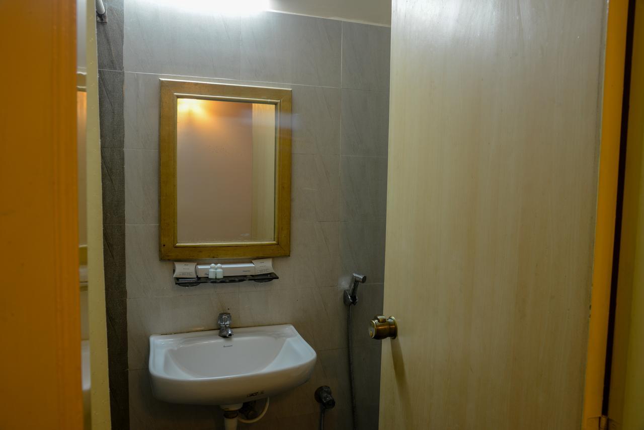 Oyo 14933 Rpr Residency Hotel Chennai Ngoại thất bức ảnh